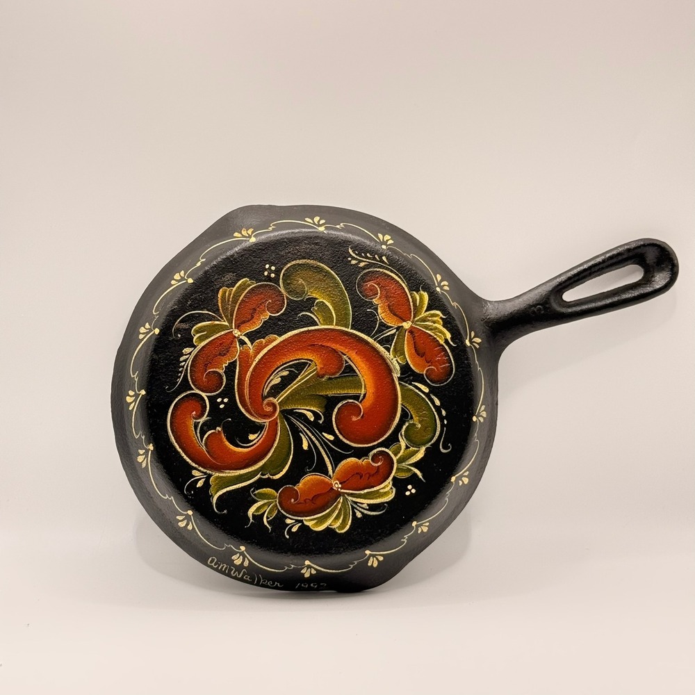 Vtg 1992 Rosemaling by JAMAR Painted Cast Iron Skillet A Walker Saskatchewan